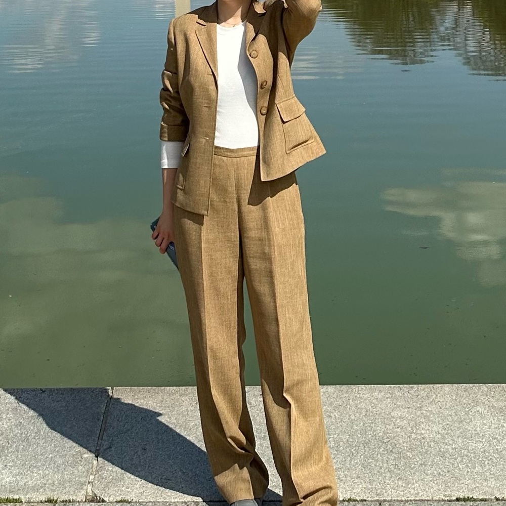 Le Suit essential size Petite 6P